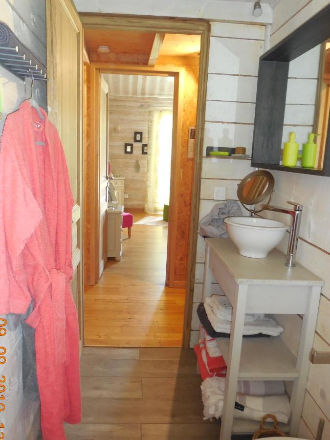 La Maison Bleue L'Isle-sur-la-Sorgue Bagian luar foto