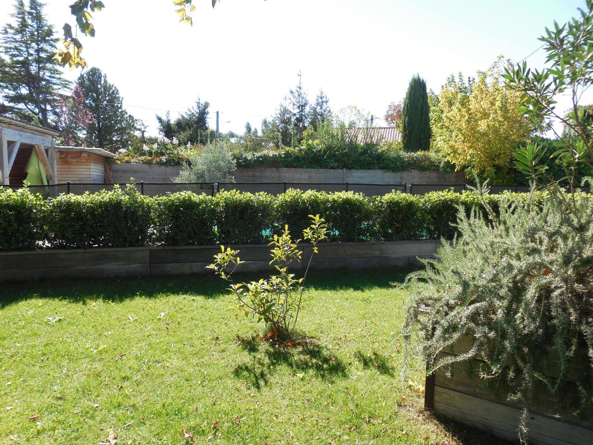 La Maison Bleue L'Isle-sur-la-Sorgue Bagian luar foto